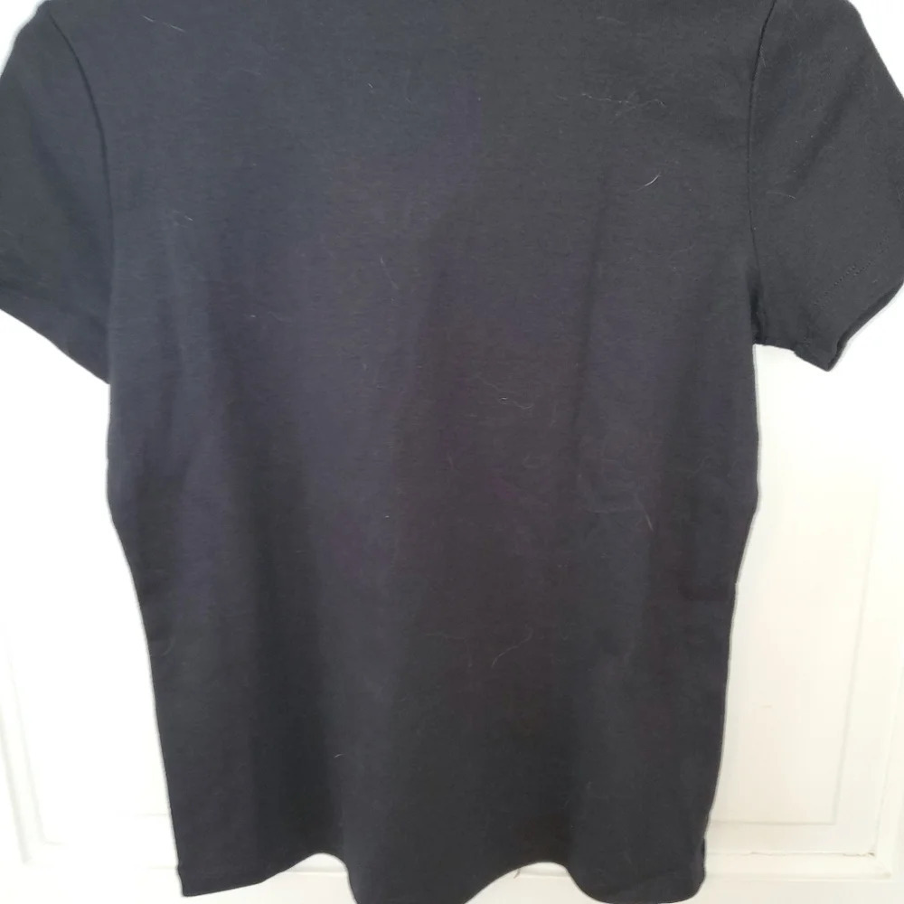 NWT Land's End Black V-neck T-shirt Size XSP - Picture 2 of 5